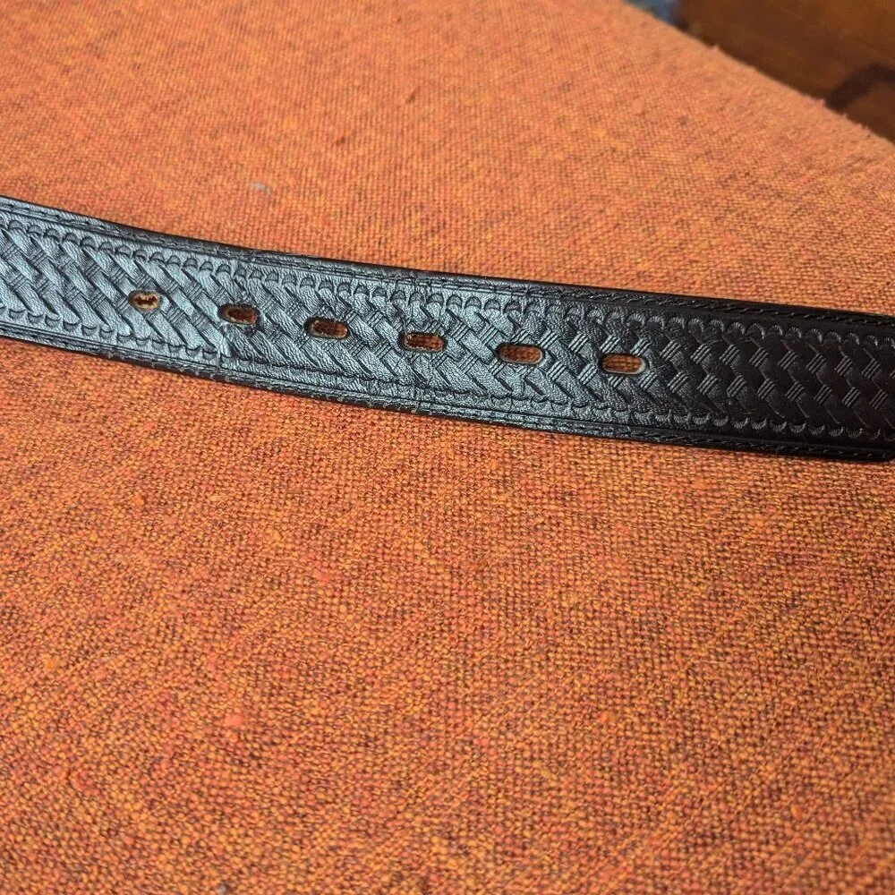 Badger Woven  Leather Belt Black Silver Tone Round Buckle XL‎ Classic